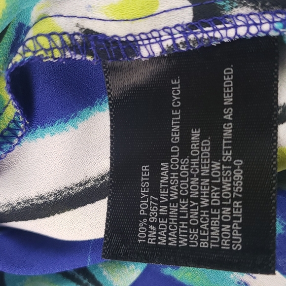 Worthington Woman peacock abstract print semi sheer sleeveless blouse Size 3X - Picture 5 of 5